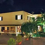 Aparthotel La Giara 4*