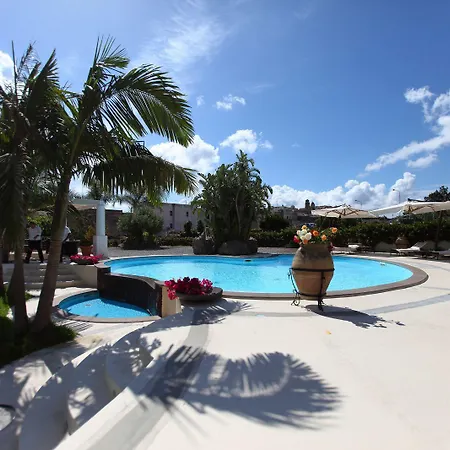 Apartmanhotel La Giara 4*