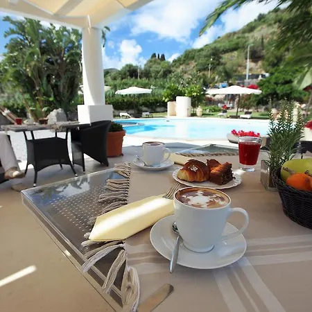 Hotel apartamentowy La Giara Lipari (Isola Lipari)