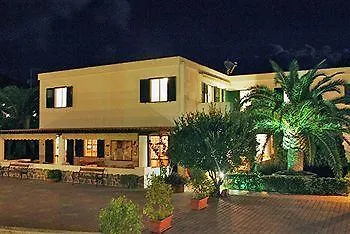 Hotel apartamentowy La Giara 4*