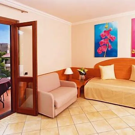 La Giara Lejlighedshotel 4*