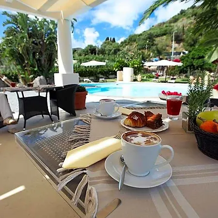 La Giara 4* Lipari (Isola Lipari)