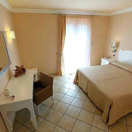 La Giara 4*