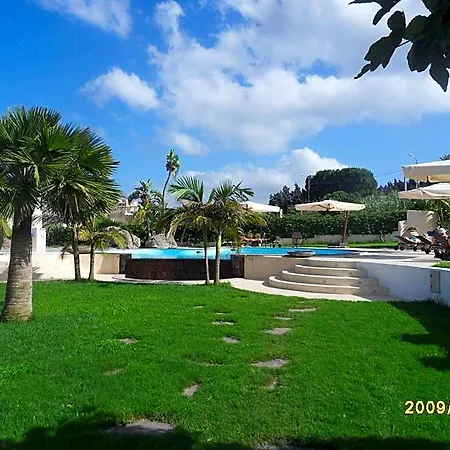 La Giara Aparthotel 4*