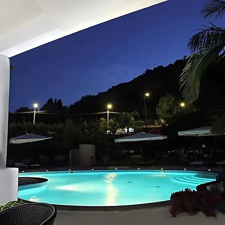 Aparthotel La Giara 4*