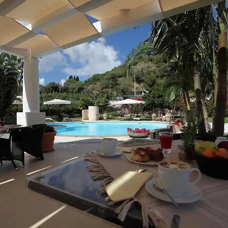 Aparthotel La Giara