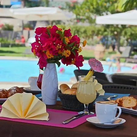 Lejlighedshotel La Giara 4*